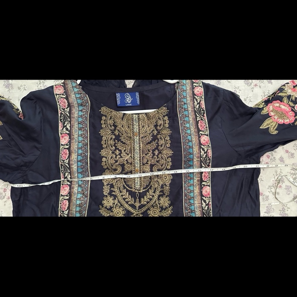 Pakistani Indian Desi Outfit Navy Embroidered pakistani silk dress - Picture 6 of 6